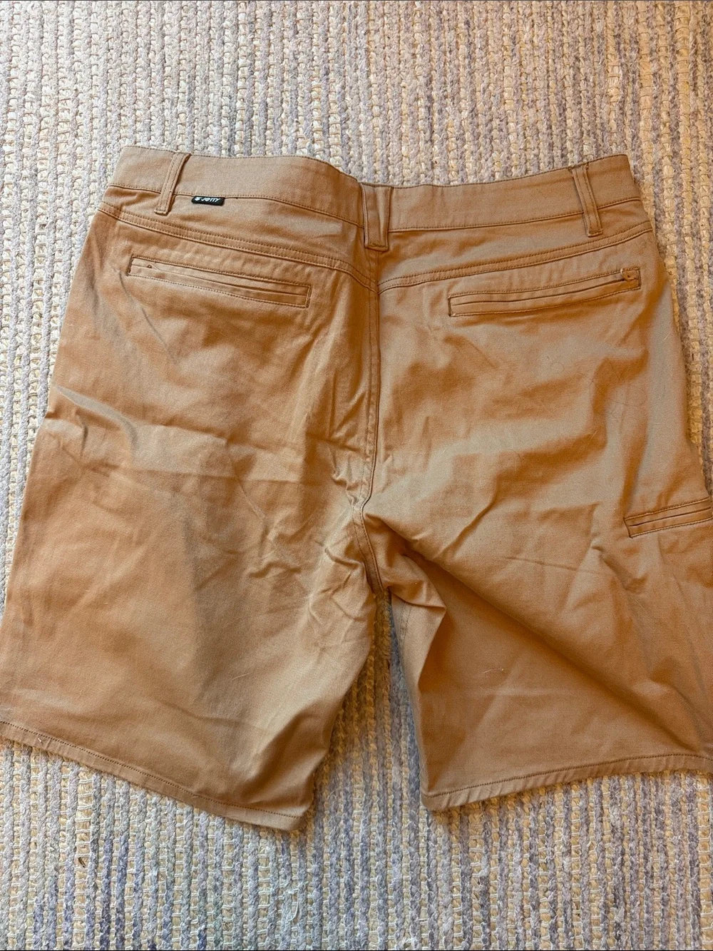 Men's Khaki Flat-Front Casual Shorts with Clean Finish